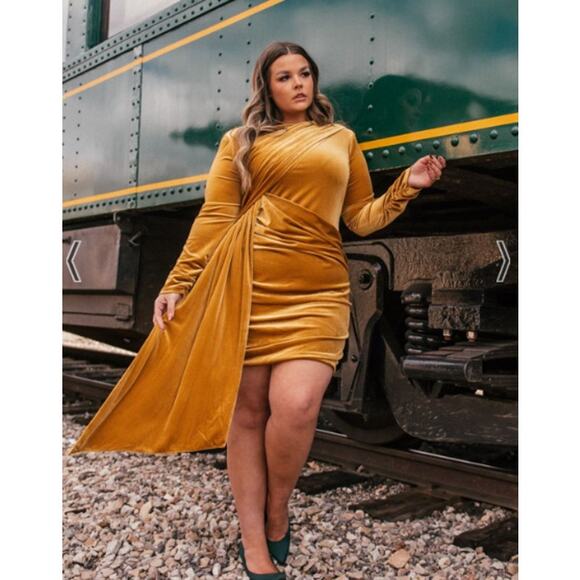 Jessakae Dress Womens Extra Large Noor Velvet Mini Gold Elegant Luxury Party - Picture 2 of 15